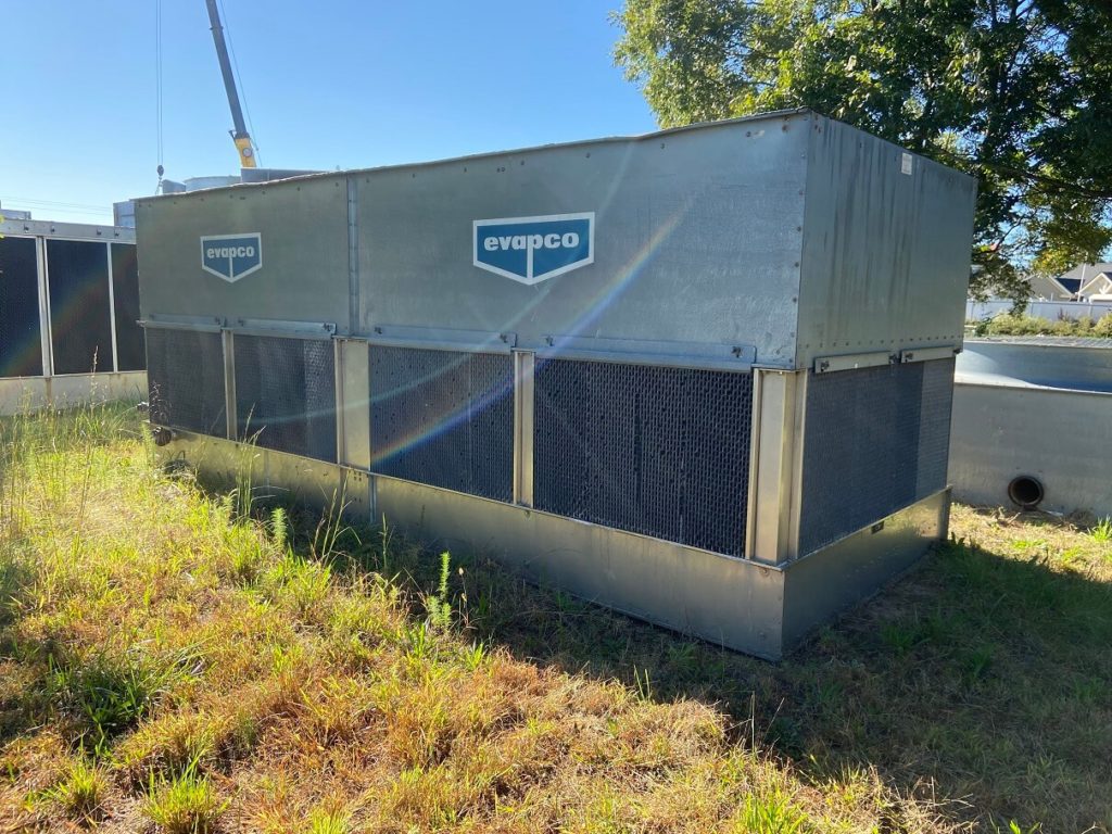 410 Evapco AT 29-221 Cooling Tower For Sale L5737 (4)