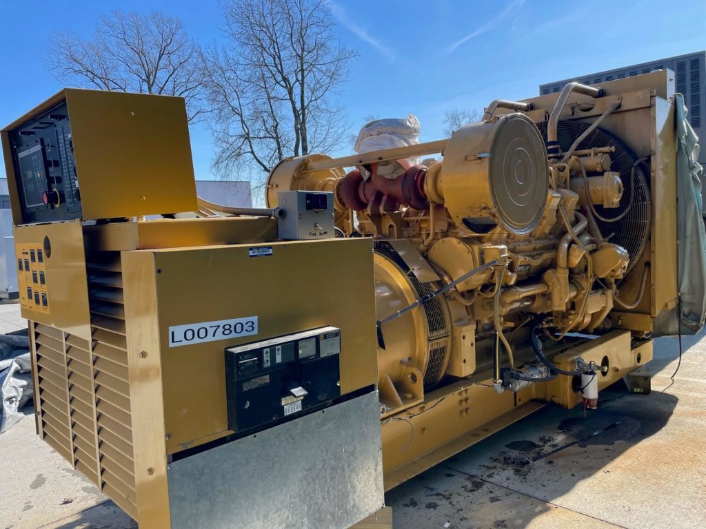 650 kW Caterpillar Cat Diesel Generator